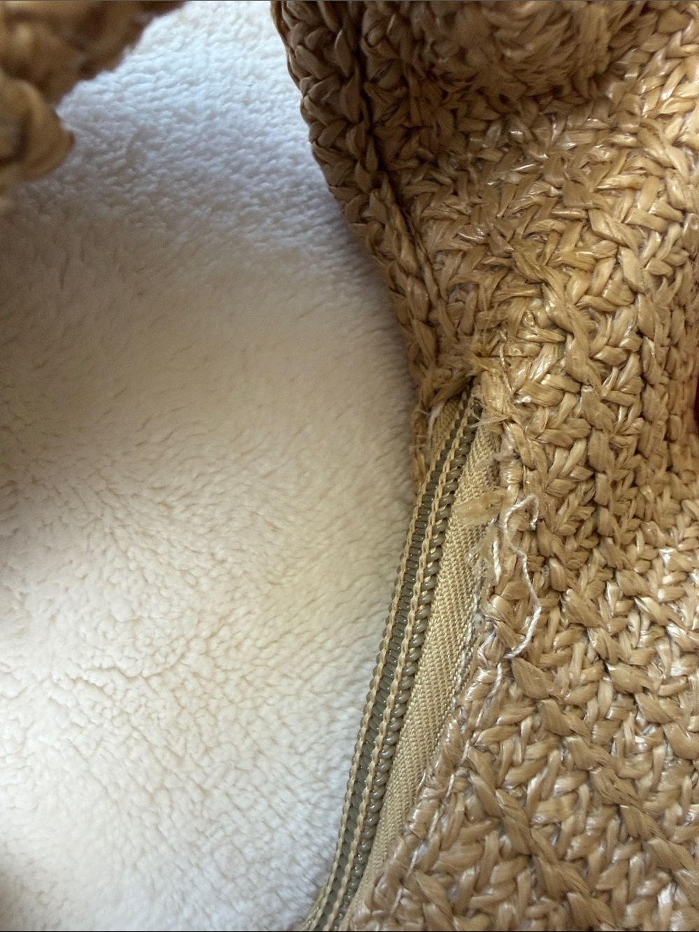 Woven Knot-Handle Shoulder Bag in Natural Beige - USED - Picture 2 of 3